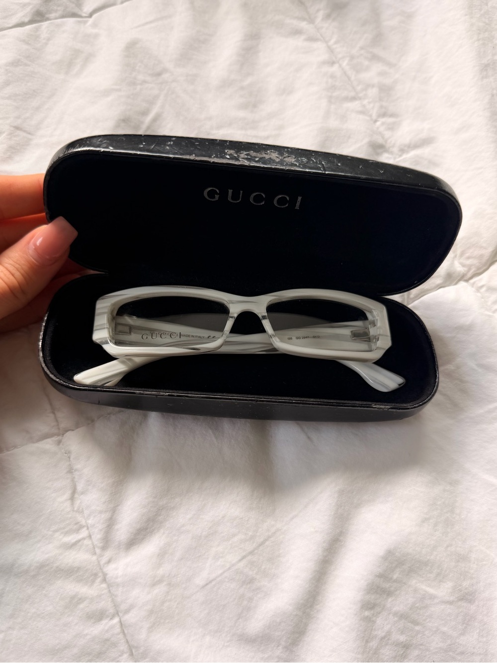 GUCCI Blue Light Women’s White Rectangle Sunglasses - Fashion Eyewear